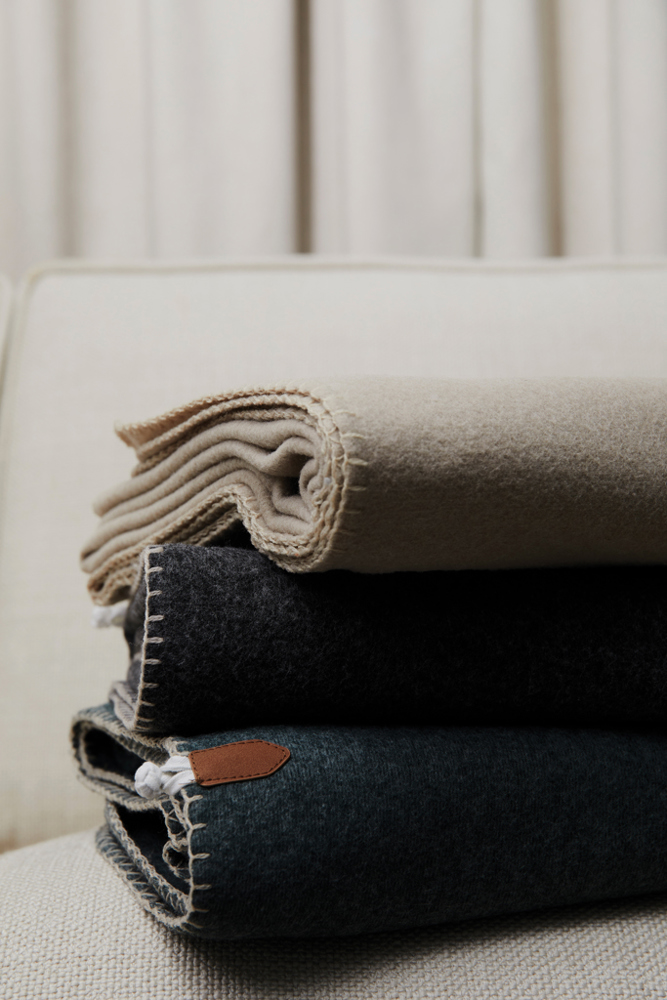 VINGA Bilton recycled blanket
