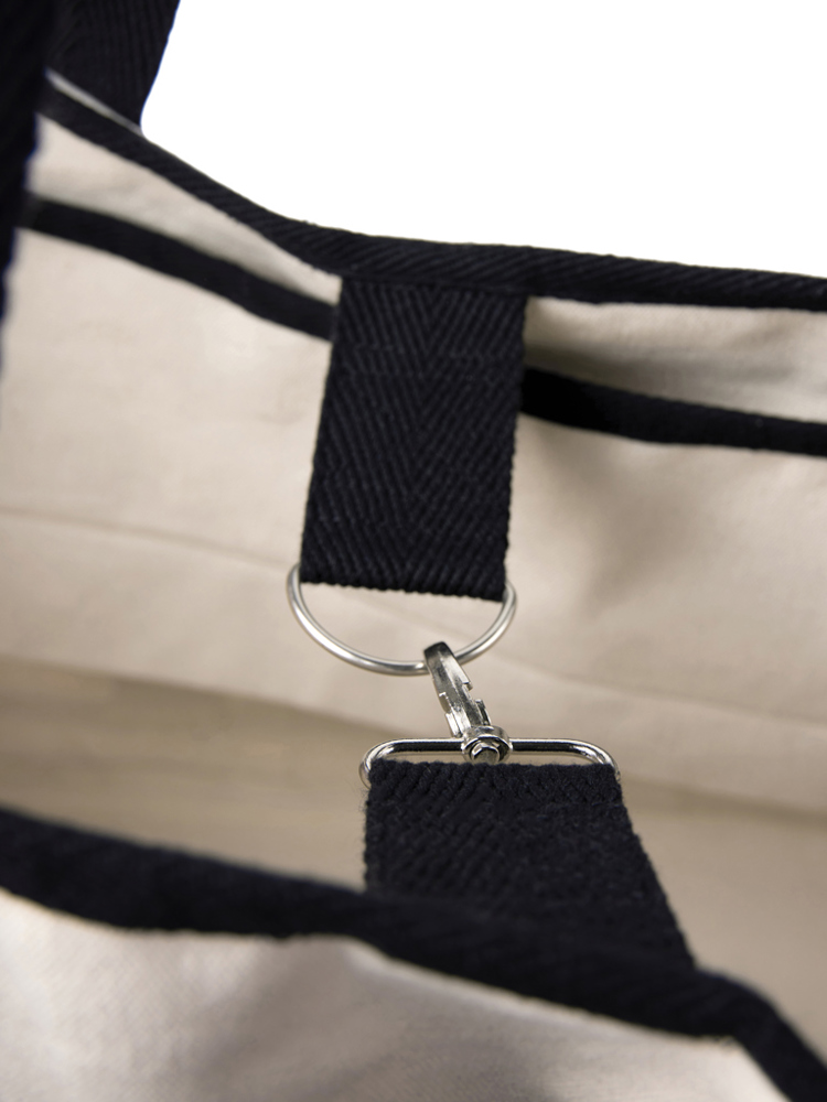 VINGA Volonne AWARE™ recycled canvas beach bag