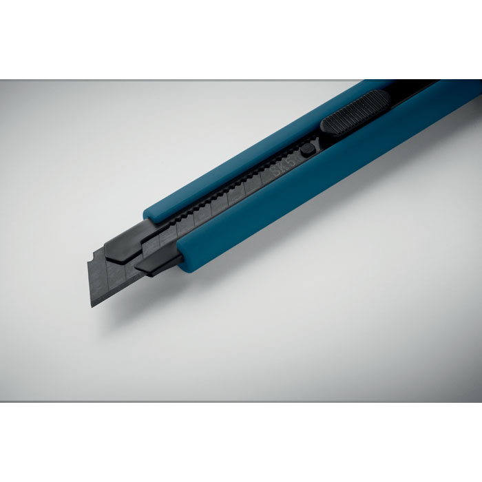 BLADE + - Large retractable knife
