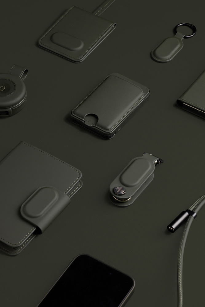 VINGA Baltimore RCS Passport Cover With Finder Dual