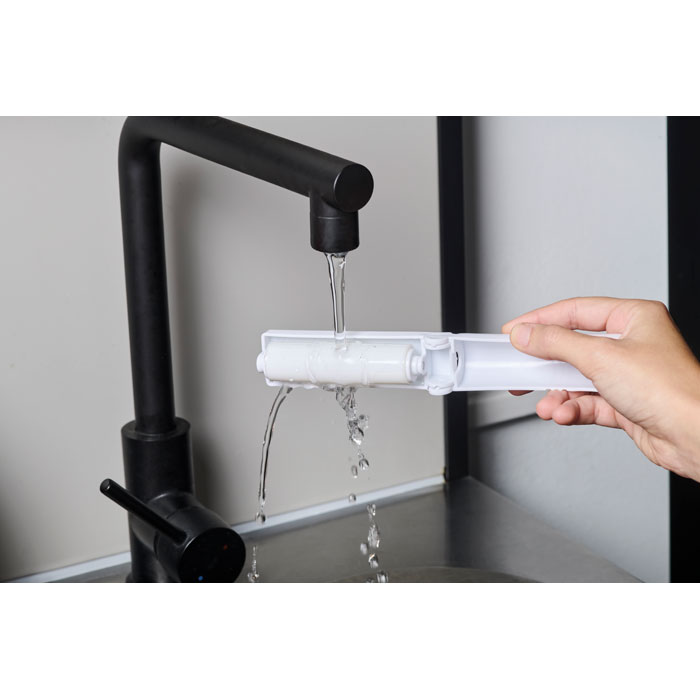 CROLL - Reusable sticky roller cleaner