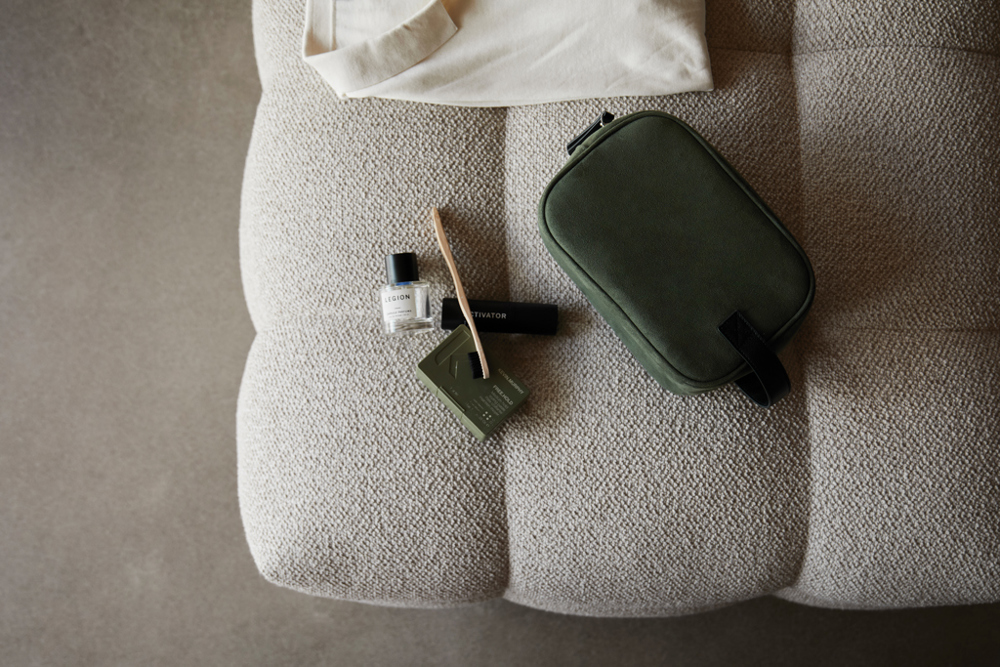 VINGA Marlow RCS recycled polyester toiletry bag