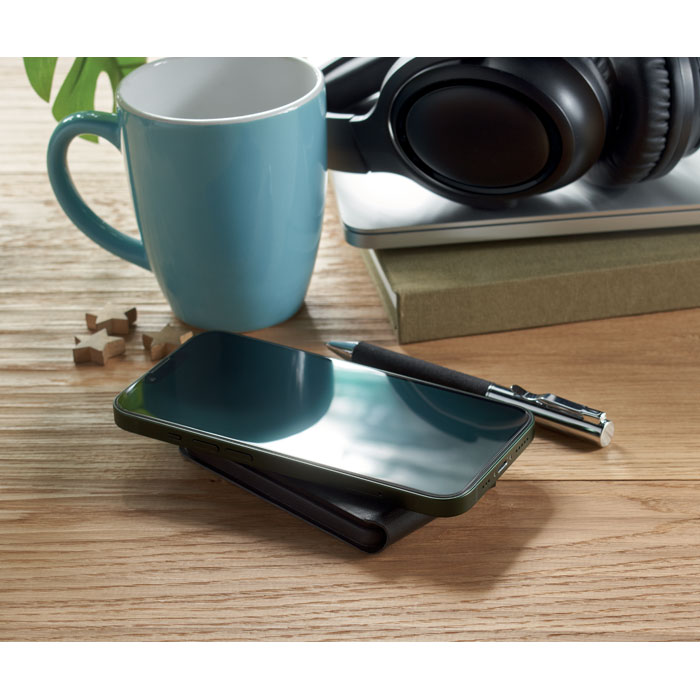 FAWTT - Foldable magnetic charger 15W