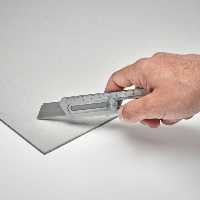 KNIFEPLUS - Multi tool retractable knife