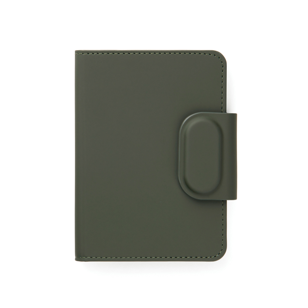 VINGA Baltimore RCS Passport Cover With Finder Dual - green (± PMS 418C)