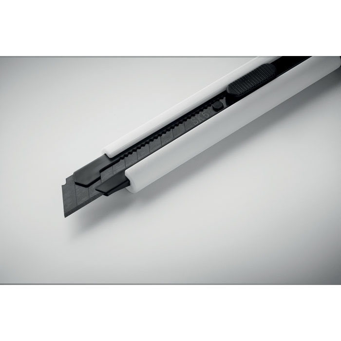 BLADE + - Large retractable knife