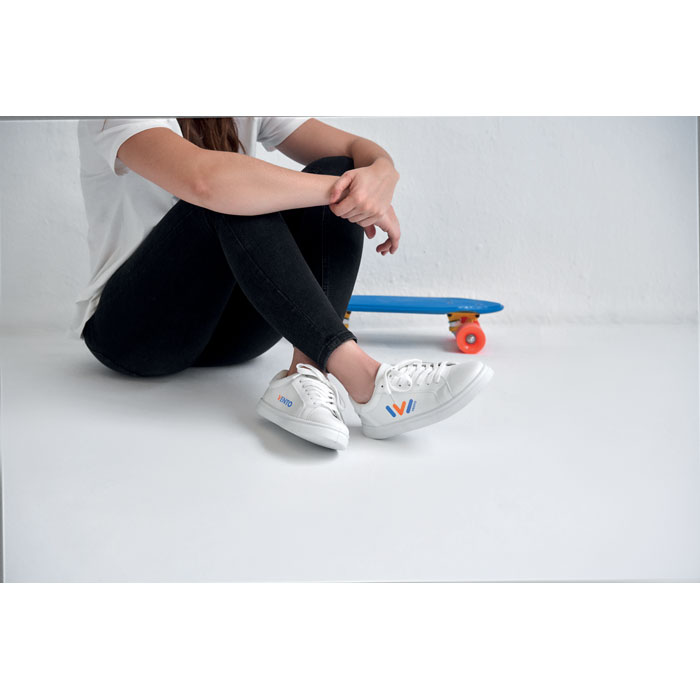 BLANCOS - Sneakers in PU 40